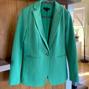 NWT- Ann Taylor the Hutton blazer, pale green size 2
